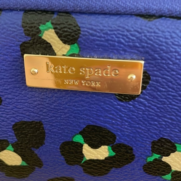 Kate Spade Universal Blue Leopard Print Laptop Case - Picture 2 of 8